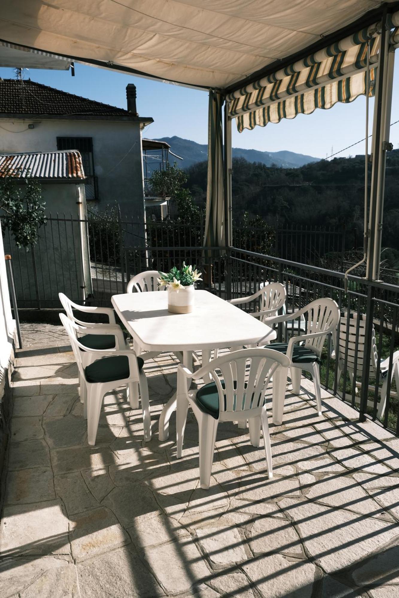 Giorgio's Flowery House By Portofinovacanze * San Massimo (Liguria)